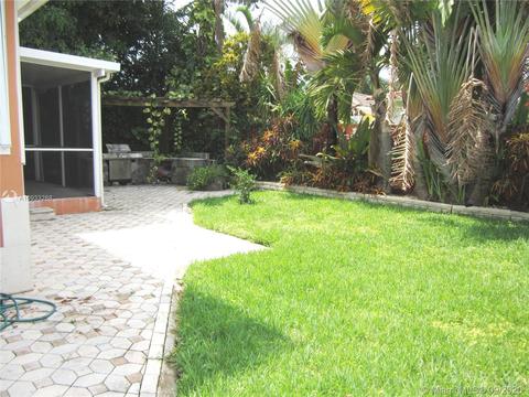9140 Abbott Ave, Surfside, FL 33154 photo 18
