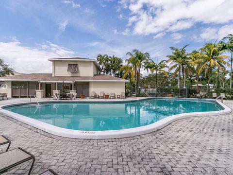 204 E Hemingway Cir, Margate, FL 33063 photo 45
