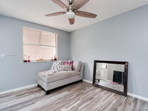 204 E Hemingway Cir, Margate, FL 33063 photo 24