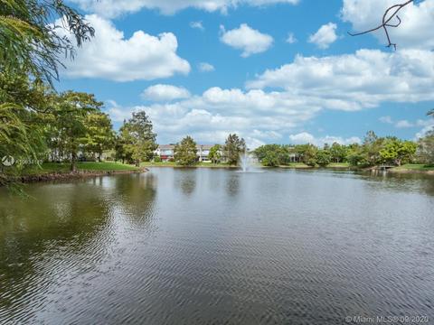 204 E Hemingway Cir, Margate, FL 33063 photo 44