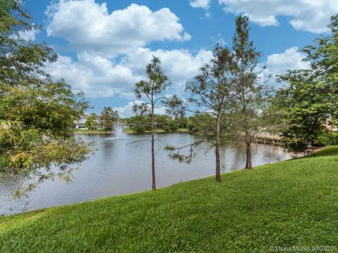 204 E Hemingway Cir, Margate, FL 33063 photo 42