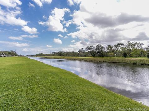 204 E Hemingway Cir, Margate, FL 33063 photo 53