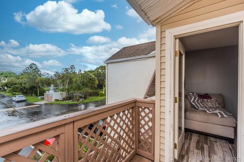 204 E Hemingway Cir, Margate, FL 33063 photo 28