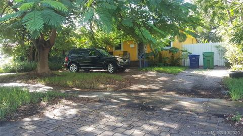 140 NE 171st Ter, North Miami Beach, FL 33162 photo 1