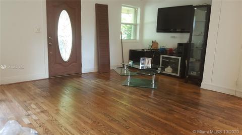140 NE 171st Ter, North Miami Beach, FL 33162 photo 8