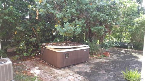 140 NE 171st Ter, North Miami Beach, FL 33162 photo 25