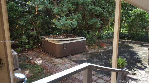 140 NE 171st Ter, North Miami Beach, FL 33162 photo 21