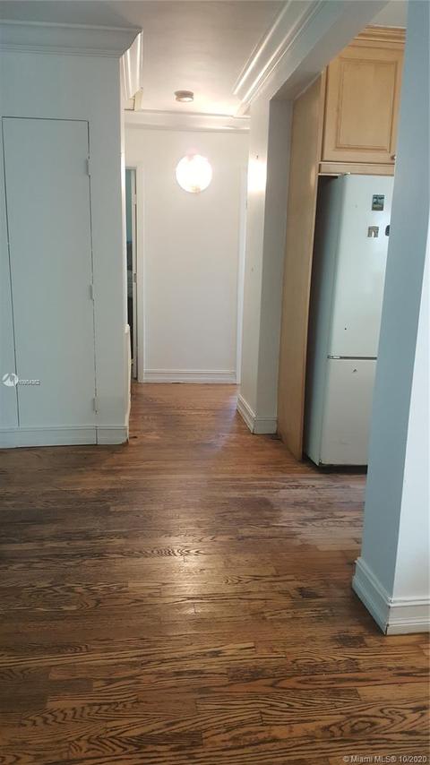 140 NE 171st Ter, North Miami Beach, FL 33162 photo 9