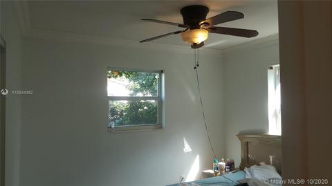 140 NE 171st Ter, North Miami Beach, FL 33162 photo 14