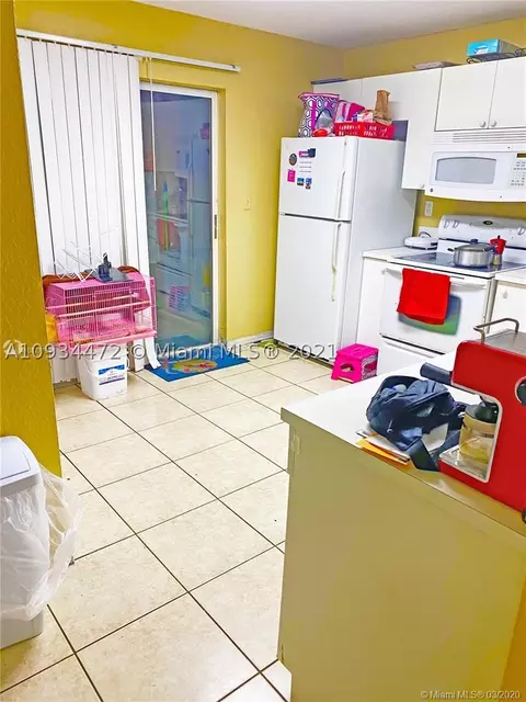 229 E 3rd St #4, Hialeah, FL 33010 photo 11