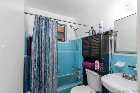 825 E 26th St, Hialeah, FL 33013 photo 14