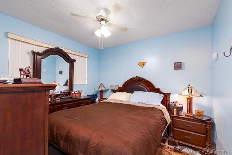 825 E 26th St, Hialeah, FL 33013 photo 12