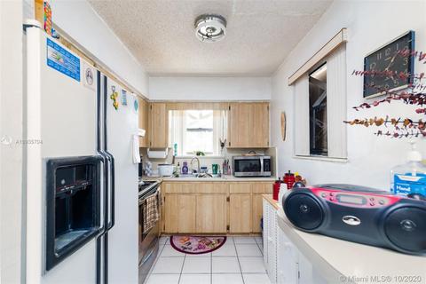 825 E 26th St, Hialeah, FL 33013 photo 8