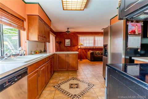 14600 Dade Pine Ave, Miami Lakes, FL 33014 photo 3