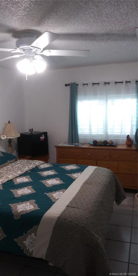 634 E 20th St, Hialeah, FL 33013 photo 22