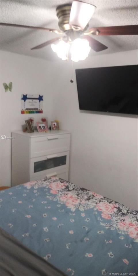 634 E 20th St, Hialeah, FL 33013 photo 17