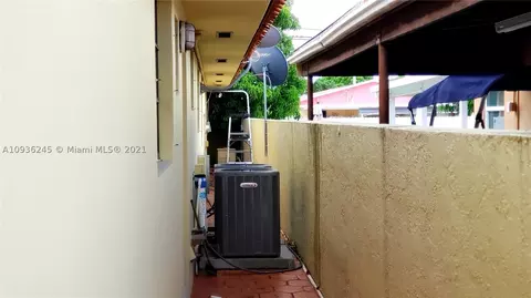 190 E 11th St, Hialeah, FL 33010 photo 8