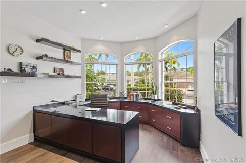 2554 Eagle Run Ln, Weston, FL 33327 photo 13