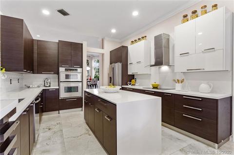 2554 Eagle Run Ln, Weston, FL 33327 photo 8