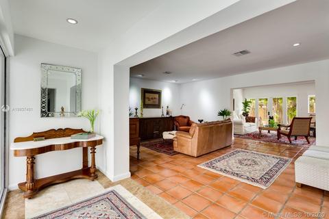 397 Harbor Ct, Key Biscayne, FL 33149 photo 2