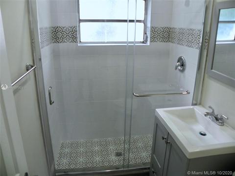 Undisclosed, Hialeah, FL 33010 photo 14