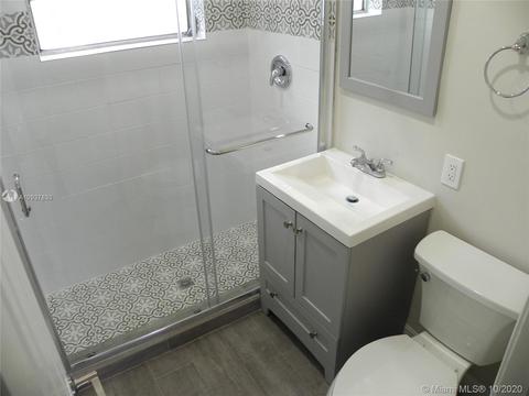 Undisclosed, Hialeah, FL 33010 photo 16