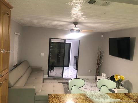 547 E 15th St, Hialeah, FL 33010 photo 14
