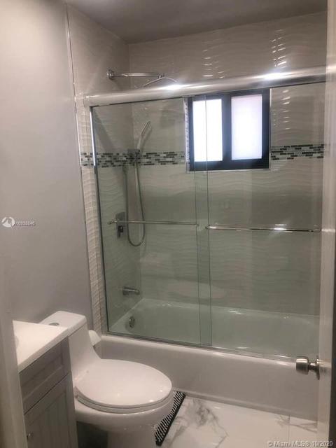 547 E 15th St, Hialeah, FL 33010 photo 3