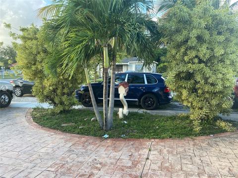 Undisclosed, Hialeah, FL 33013 photo 24