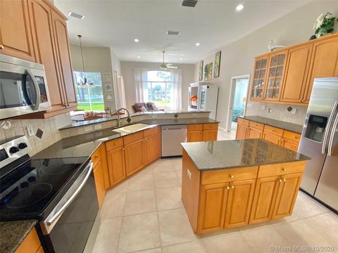8066 SW Yachtsmans Dr, Stuart, FL 34997 photo 4
