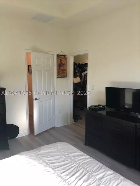 9254 W 33rd Ln, Hialeah, FL 33018 photo 29