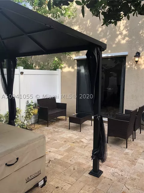 9254 W 33rd Ln, Hialeah, FL 33018 photo 21