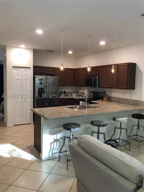9254 W 33rd Ln, Hialeah, FL 33018 photo 12