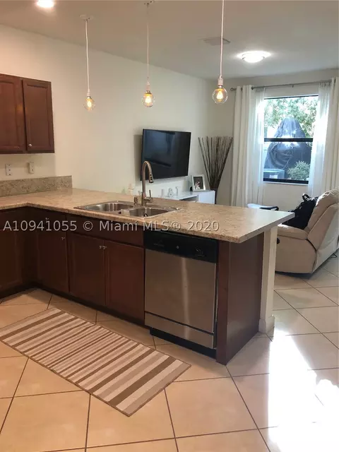9254 W 33rd Ln, Hialeah, FL 33018 photo 8