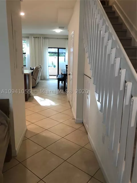 9254 W 33rd Ln, Hialeah, FL 33018 photo 7