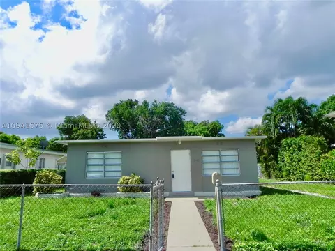 Undisclosed, Hialeah, FL 33010 photo 2
