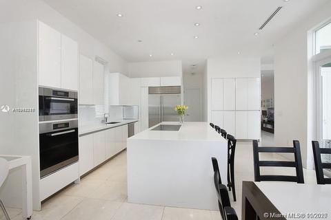 629 Hampton Ln, Key Biscayne, FL 33149 photo 5