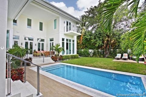 629 Hampton Ln, Key Biscayne, FL 33149 photo 1