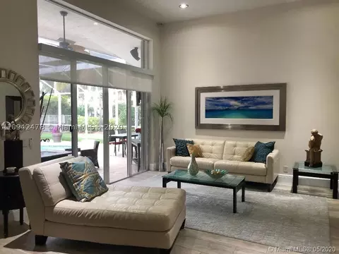 1890 Harbor Pointe Cir, Weston, FL 33327 photo 3