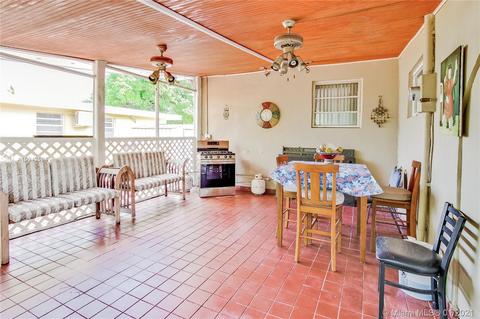 241 E 36th St, Hialeah, FL 33013 photo 23
