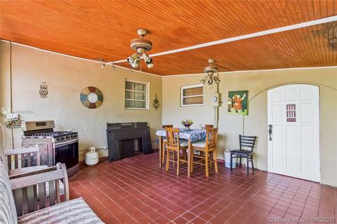 241 E 36th St, Hialeah, FL 33013 photo 22