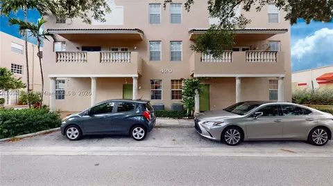 420 E 1st Ave #B202, Hialeah, FL 33010 photo 1