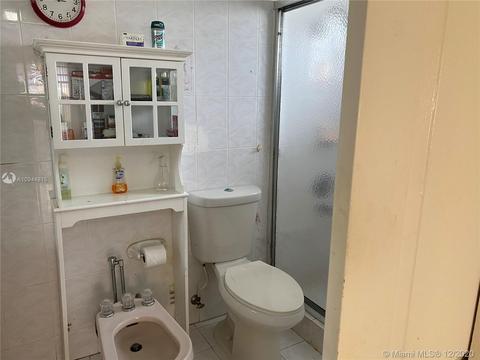 7391 W 34th Ct, Hialeah, FL 33018 photo 9