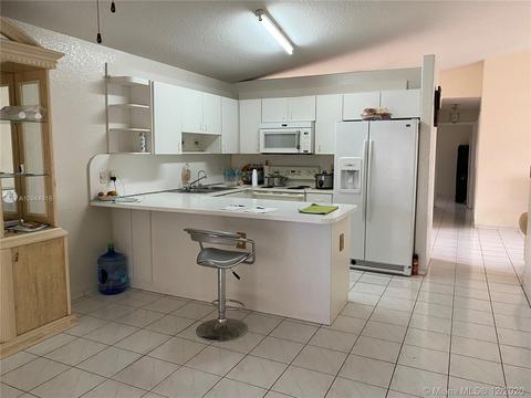 7391 W 34th Ct, Hialeah, FL 33018 photo 10