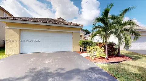 4357 NW Pine Ridge Ct, Weston, FL 33331 photo 1