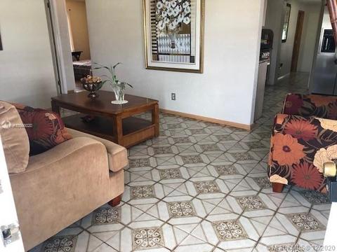 210 E 45th St, Hialeah, FL 33013 photo 2