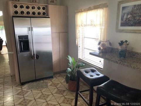210 E 45th St, Hialeah, FL 33013 photo 10