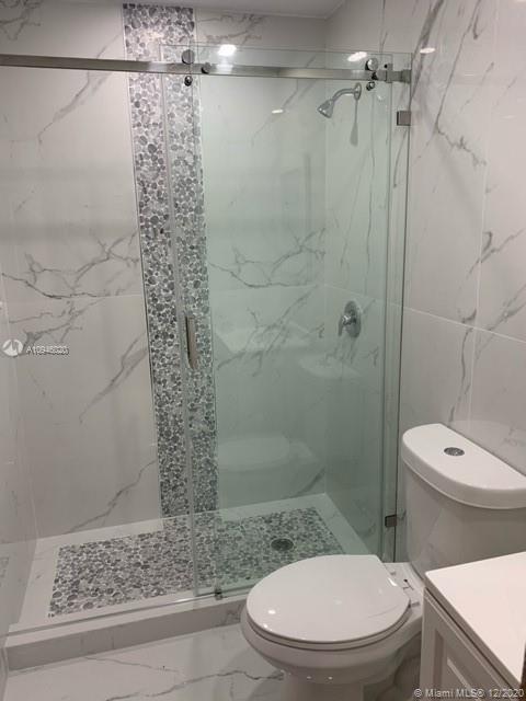 210 E 45th St, Hialeah, FL 33013 photo 32