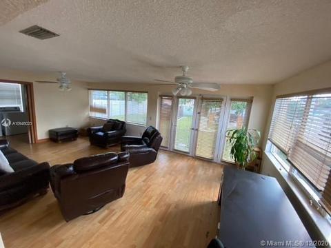 210 E 45th St, Hialeah, FL 33013 photo 18