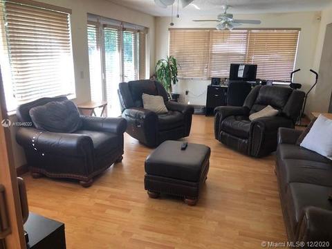 210 E 45th St, Hialeah, FL 33013 photo 17